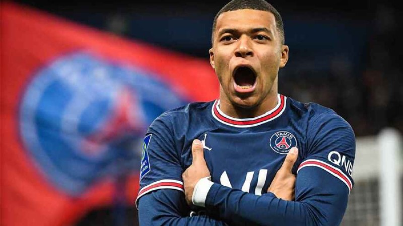 মেসিদের সঙ্গেই থাকছেন এমবাপ্পে