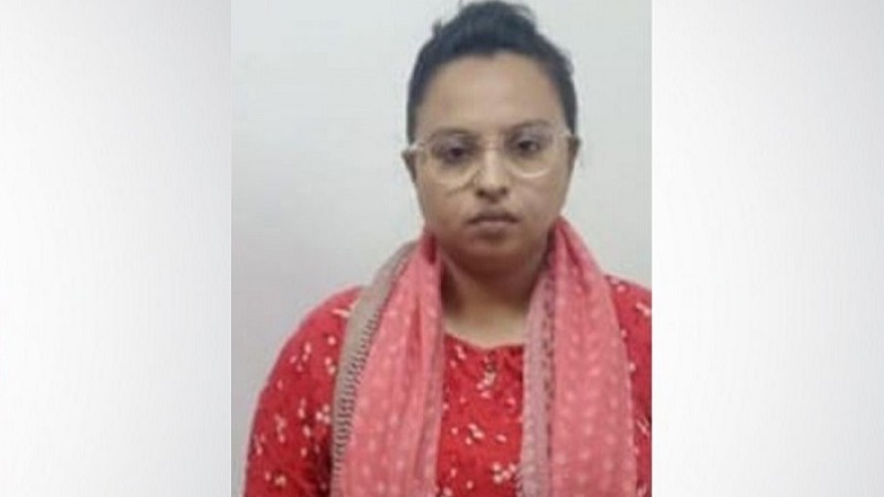 নিরাপদ ডটকমের পরিচালক অ্যানি গ্রেফতার