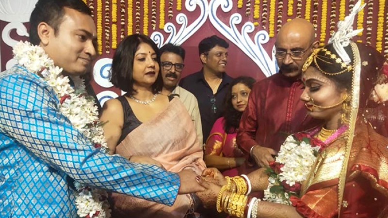 বিয়ে করলেন এইচআইভি পজিটিভ তরুণ-তরুণী