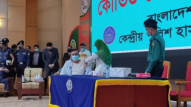 টিকার বিষয়ে বিভ্রান্তি ছড়িয়ে কাজ হয়নি: স্বরাষ্ট্রমন্ত্রী