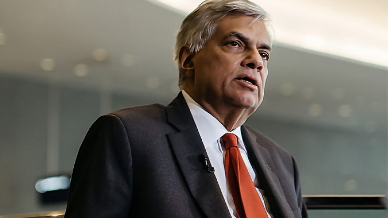 দেশে শৃঙ্খলা ফিরিয়ে আনতে সেনাবাহিনীকে শ্রীলঙ্কার প্রধানমন্ত্রীর নির্দেশ