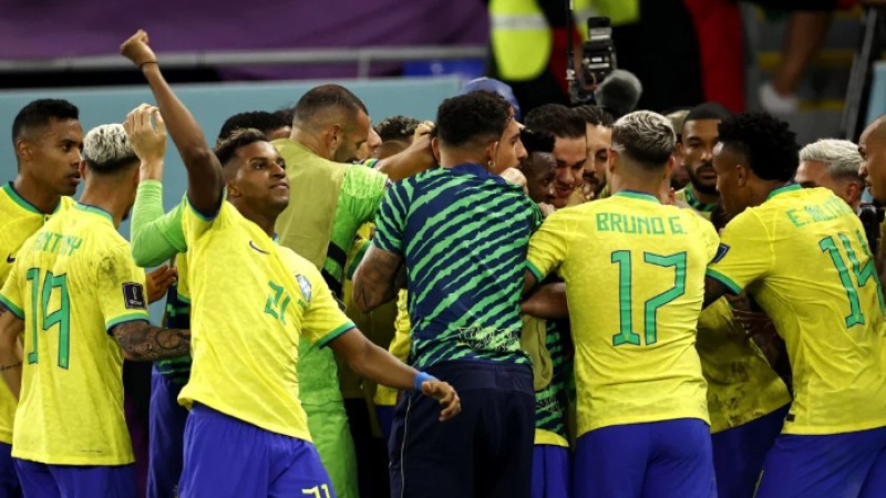 সুইজারল্যান্ডকে হারিয়ে নক আউট নিশ্চিত ব্রাজিলের