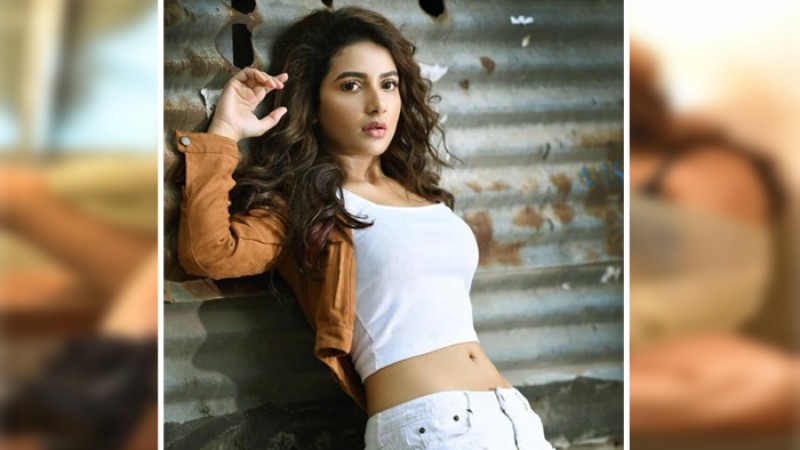 দীর্ঘ বিরতির পর আবারও বড়পর্দায় শুভশ্রী