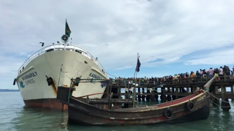 বৈরী আবহাওয়ায় সেন্টমাটিনে ভ্রমণ নিষিদ্ধ, আটকা ৪০০ পর্যটক