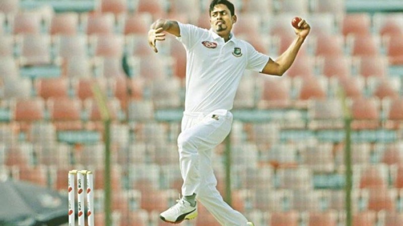 তাইজুলের চতুর্থ ওভারের চতুর্থ বলে সাজঘরে ওপেনিং জুটি