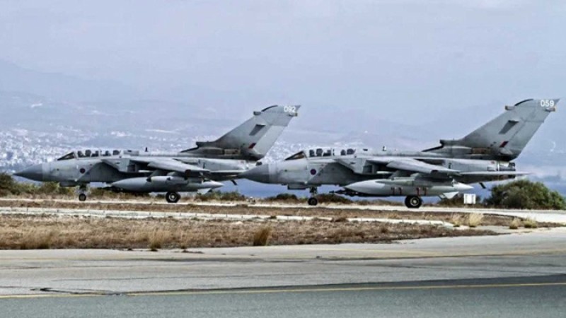 ফাইটার জেট পাঠিয়ে পরোক্ষ যুদ্ধে জড়ানোর সমালোচনা শোলজের