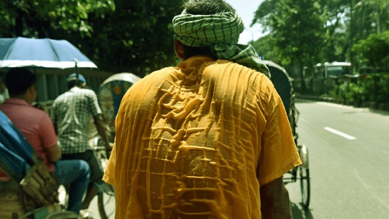 ঢাকায় ২৬ বছরের রেকর্ড ভেঙে সর্বোচ্চ তাপমাত্রা