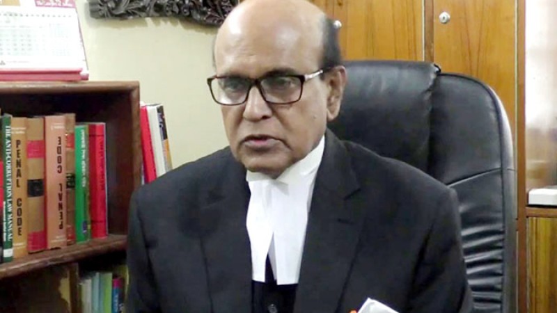 জীবন-মৃত্যুর সন্ধিক্ষণে খন্দকার মাহবুব