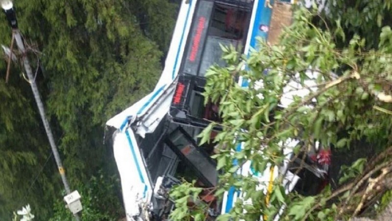 উত্তরাখণ্ডে বাস খাদে পড়ে নিহত ২৫