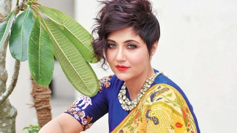 বিয়ে নিয়ে অস্বস্তিতে ভোগেন স্বস্তিকা?