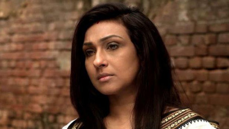 করোনা আক্রান্ত হয়ে সিঙ্গাপুরে কোয়ারেন্টাইনে ঋতুপর্ণা