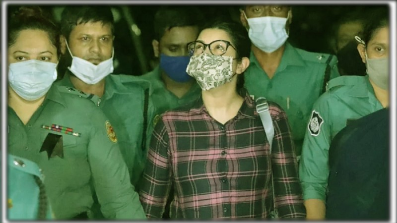 ১২০ ঘণ্টা এক কাপড়ে থাকাটা পরীমনির রাজনীতি