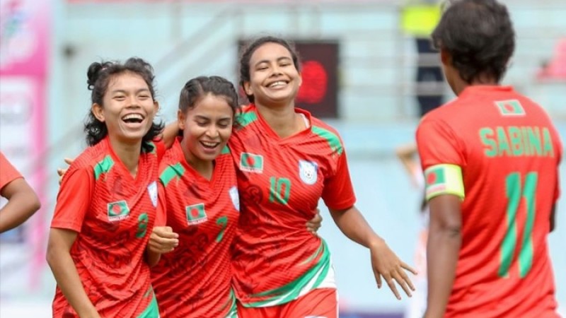 সাফের ফাইনালে প্রথমার্ধ শেষে ২-০ গোলে এগিয়ে বাংলাদেশ