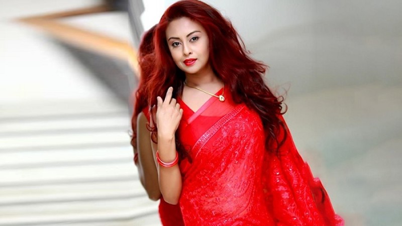 আসছে চাঁদনীর গান!