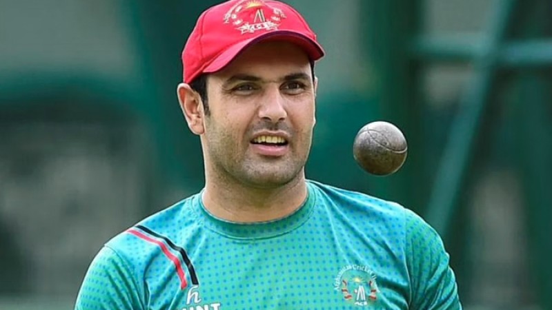 ব্যর্থতার দায় নিয়ে অধিনায়কত্ব ছাড়লেন মোহাম্মাদ নবী