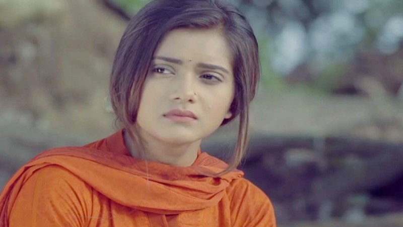 বাবা হারালেন তানজিন তিশা