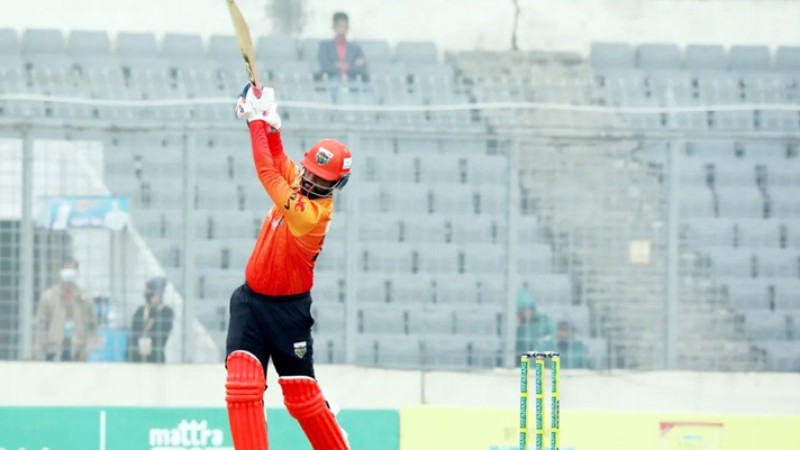 জয়-তামিম আর রাব্বির ব্যাটে খুলনার দুর্দান্ত জয়