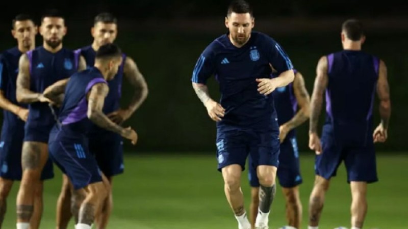 বাঁচা-মরার লড়াইয়ে আর্জেন্টিনা দলে ৫ পরিবর্তন