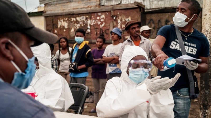 বিশ্বে আজও করোনা কেড়ে নিল ৭ হাজার প্রাণ