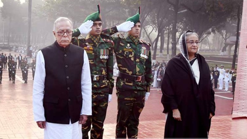 জাতির শ্রেষ্ঠ সন্তানদের প্রতি রাষ্ট্রপতি-প্রধানমন্ত্রীর শ্রদ্ধা