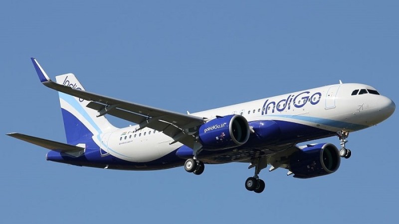 পাকিস্তানে ভারতীয় উড়োজাহাজের জরুরি অবতরণ