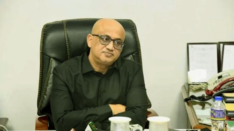 আজ দেশে ফেরার সিদ্ধান্ত নিয়েছেন ডা. মুরাদ