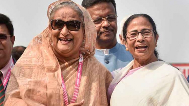 মমতা বন্দ্যোপাধ্যায়কে পদ্মা সেতু দেখতে আমন্ত্রণ