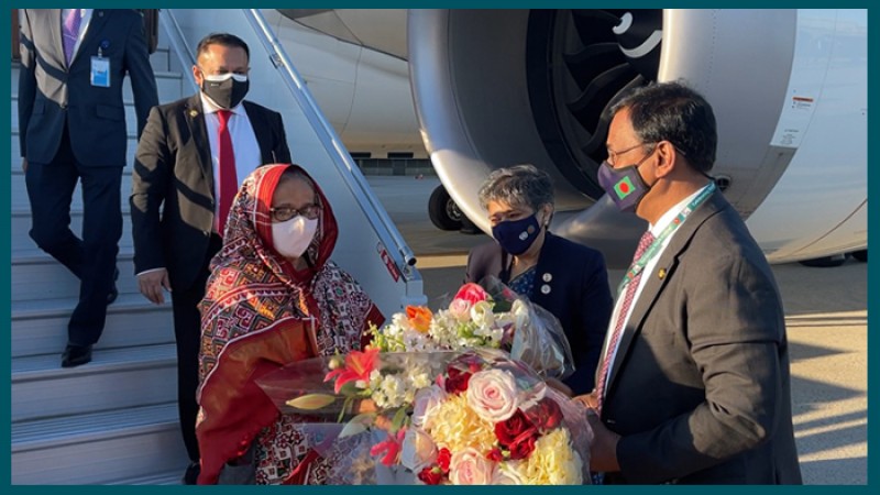 জাতিসংঘের অধিবেশনে যোগ দিতে নিউইয়র্কে পৌঁছেছেন প্রধানমন্ত্রী