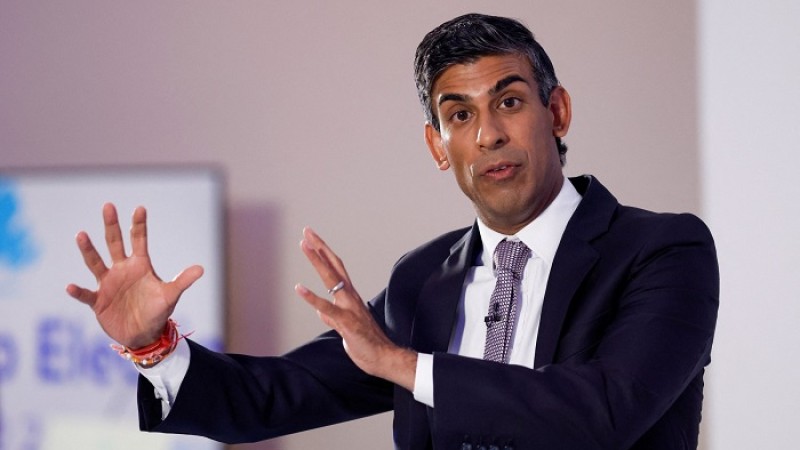 যে কঠিন চ্যালেঞ্জের মুখে ঋষি সুনাক