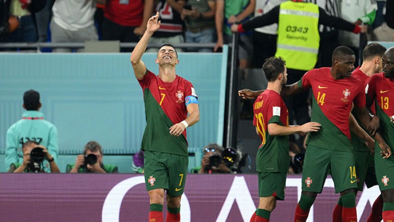 উত্তেজনাপূর্ণ ম্যাচে জয় পেলো পর্তুগাল