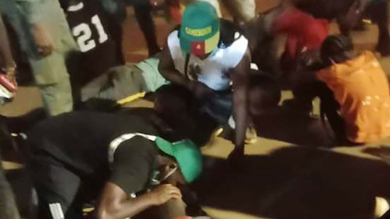 ক্যামেরুনে স্টেডিয়ামে প্রবেশকালে হুড়োহুড়িতে নিহত ৬