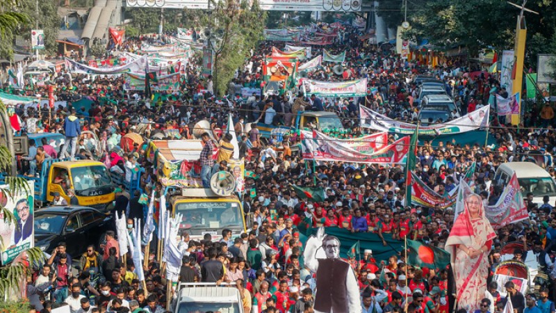 দুপুরে আওয়ামী লীগের বিজয় শোভাযাত্রা