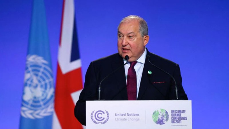 ক্ষমতার অভাবে পদত্যাগ করলেন আর্মেনিয়ার প্রেসিডেন্ট