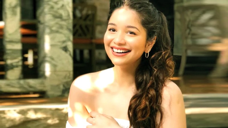 বলিউডে আসছেন সারা টেন্ডুলকারে