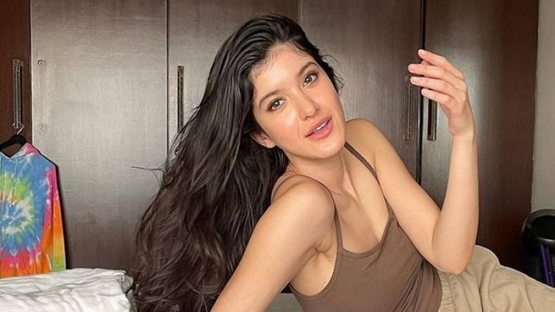 স্বপ্নের খুব কাছে শানায়া কাপুর