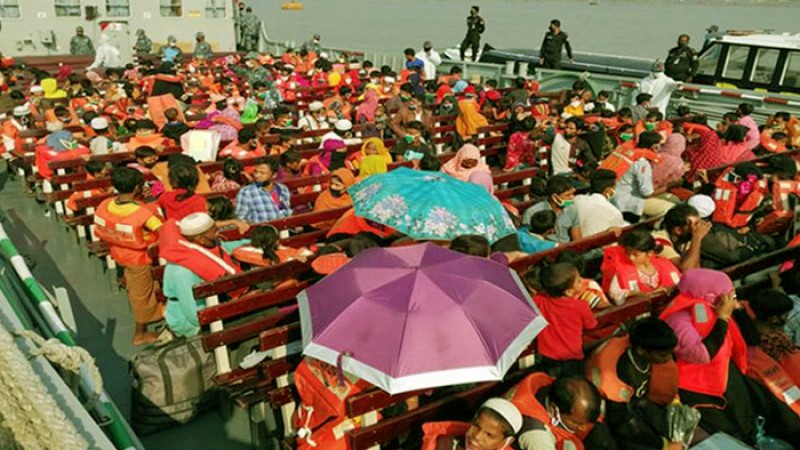 তৃতীয় দফায় নোয়াখালীর ভাসানচরে যাচ্ছে রোহিঙ্গারা
