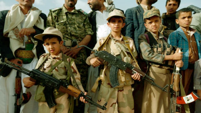 আট হাজারের বেশি শিশুদের যুদ্ধে সৈনিক হিসেবে ব্যবহার করা হচ্ছে