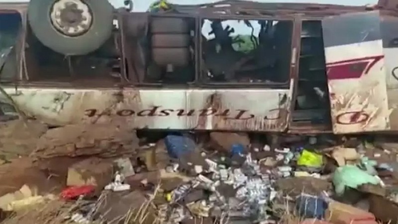 মালিতে বাসে বিস্ফোরণ, নিহত ১১