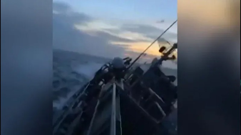 থাইল্যান্ডে যুদ্ধজাহাজ ডুবে নিখোঁজ ৩৩