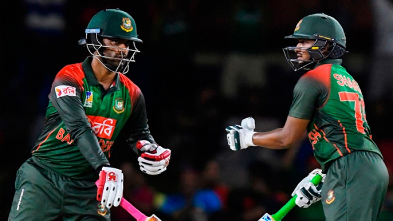 শুরুতেই সাজঘরে তামিম-সাকিব