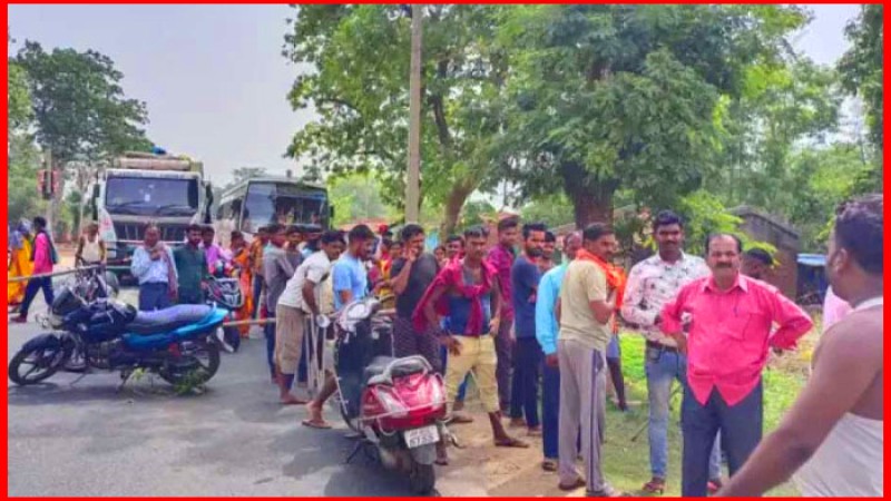 ধর্ষণে অভিযুক্ত দুই যুবককে জীবন্ত পোড়ালো গ্রামবাসী