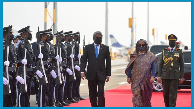 মালদ্বীপে প্রধানমন্ত্রীকে লালগালিচা সংবর্ধনা