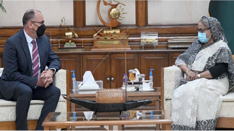 টিকাদানে বাংলাদেশ যুক্তরাষ্ট্রের চেয়ে এগিয়ে: পিটার হাস