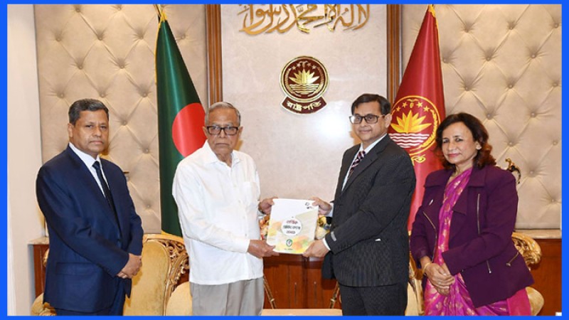 ইসিকে সাহসের সাথে নিরপেক্ষভাবে দায়িত্ব পালনের আহ্বান রাষ্ট্রপতির