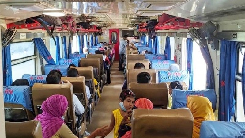 কাল থেকে আবার ট্রেন চলবে, টিকিট বিক্রি হবে শুধু অনলাইনে