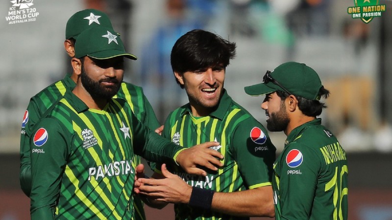 নিউজিল্যান্ডকে বিদায় করে ফাইনালে পাকিস্তান