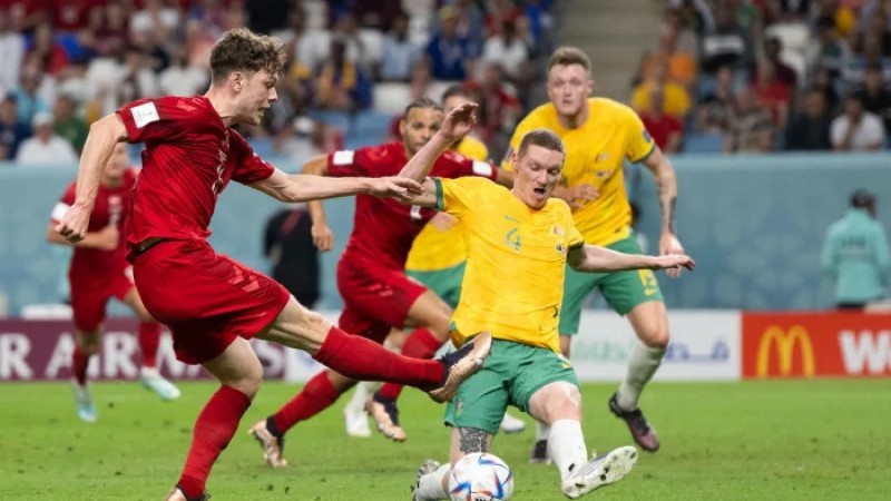 ডেনমার্ককে হারিয়ে শেষ ষোলো'তে অস্ট্রেলিয়া