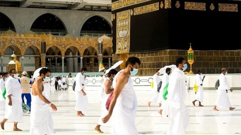 ১৮-৫০ বছর বয়সী বিদেশিরা ওমরাহ করতে পারবেন