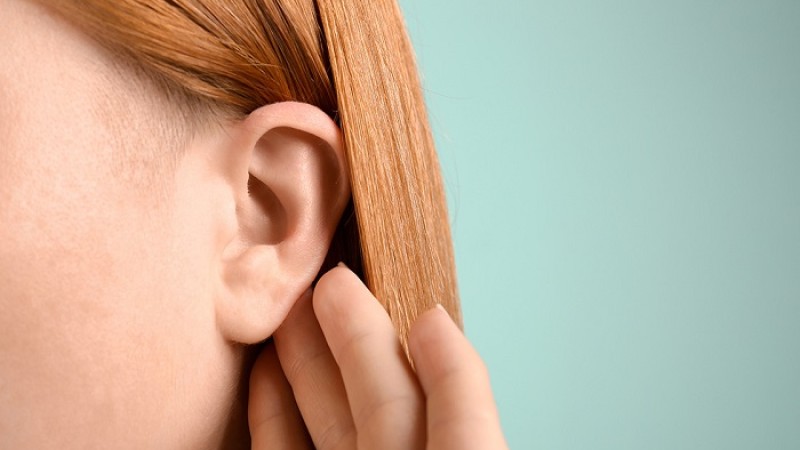 শ্রবণশক্তি কমে যাওয়ার লক্ষণগুলো জেনে নিন