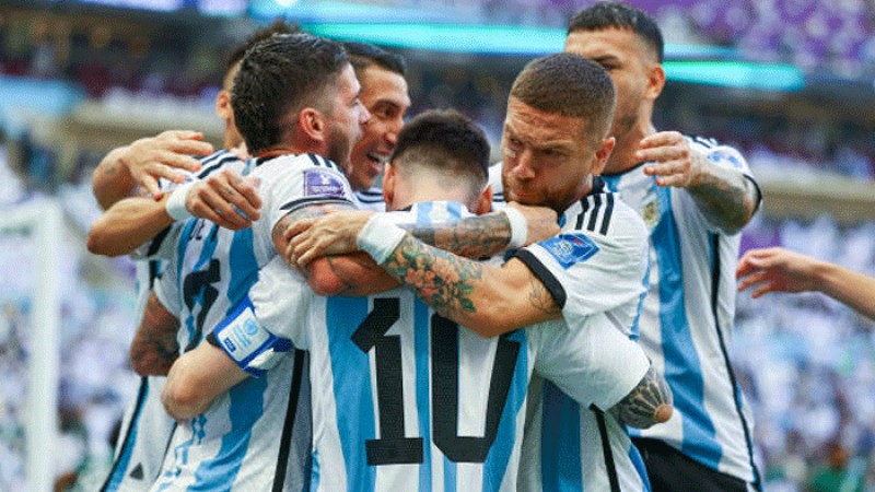 প্রথমার্ধ শেষে ১ গোলে এগিয়ে আর্জেন্টিনা